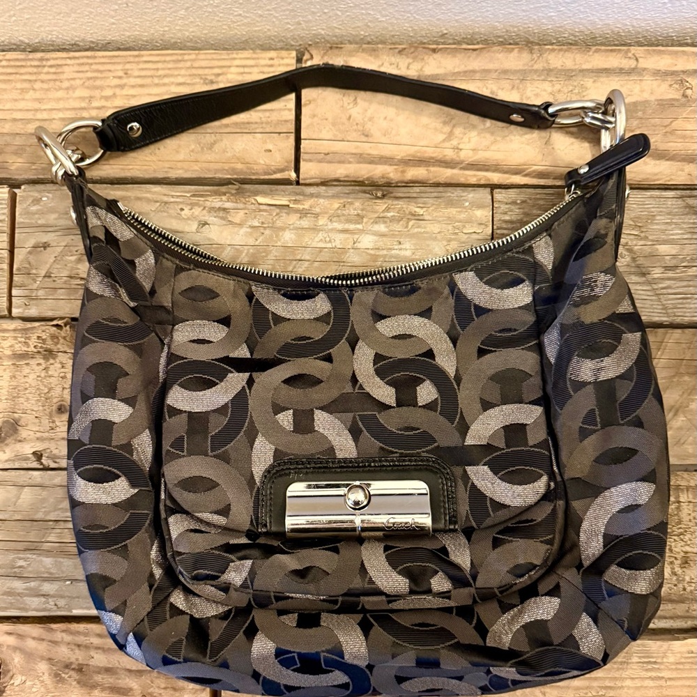Coach Signature Kristin Chainlink Shoulder Hobo Bag Purse Tote 18295 Black